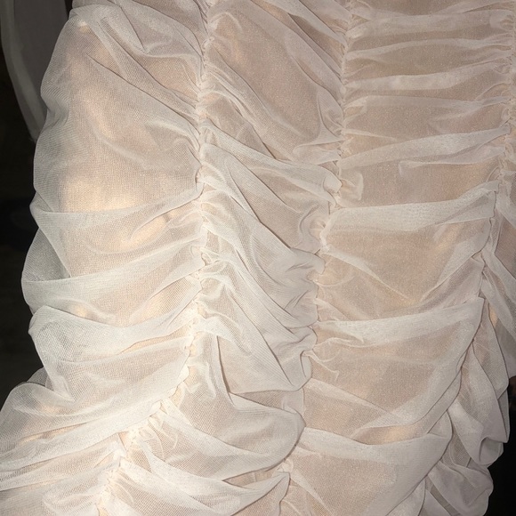 Dress - Picture 4 of 4